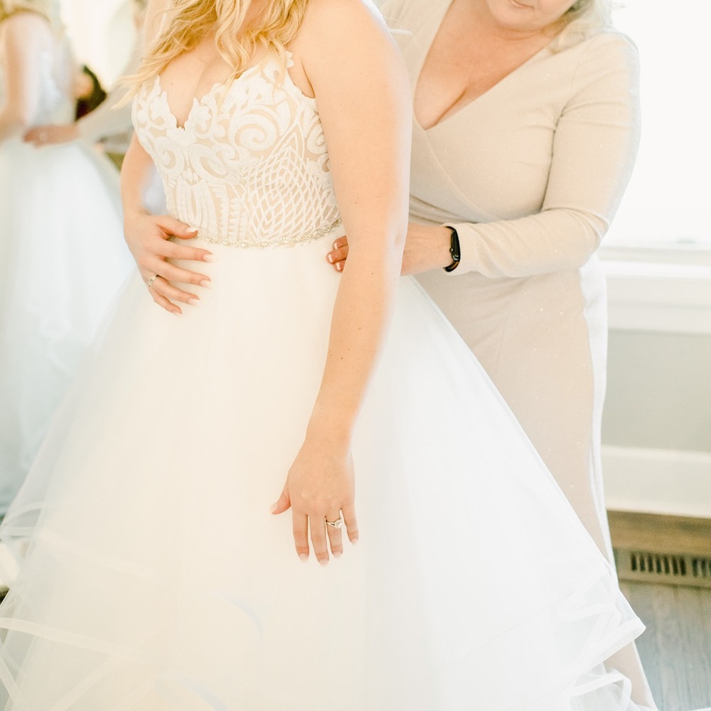 Hayley Paige Occasions White Wedding Dress - Picture 2 of 4
